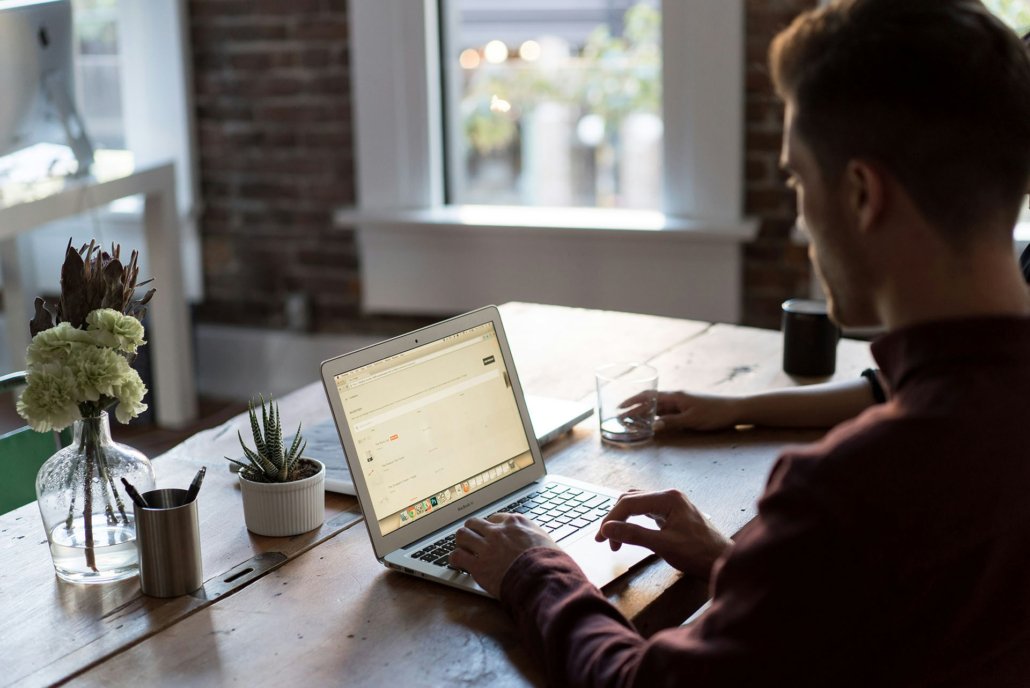 Foto von unsplash.com: Bench Accounting